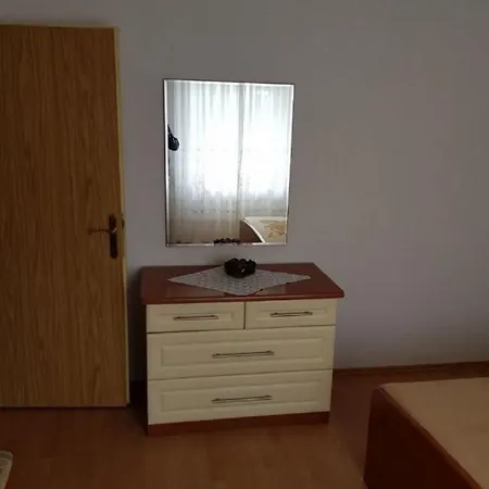 Appartamento Marija - 2 Bedrooms: A3 Bol. Island Brac Bol