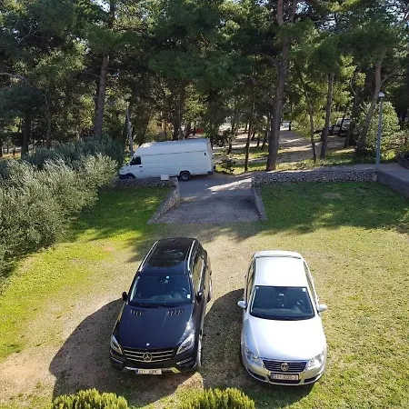 Marija - 2 Bedrooms: A3 Bol. Island Brac *